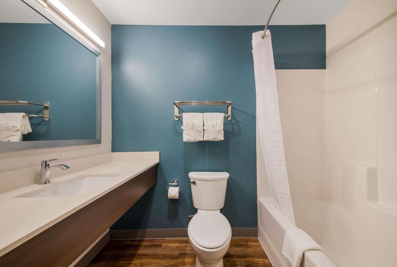 Woodspring Suites Inverness Exteriér fotografie